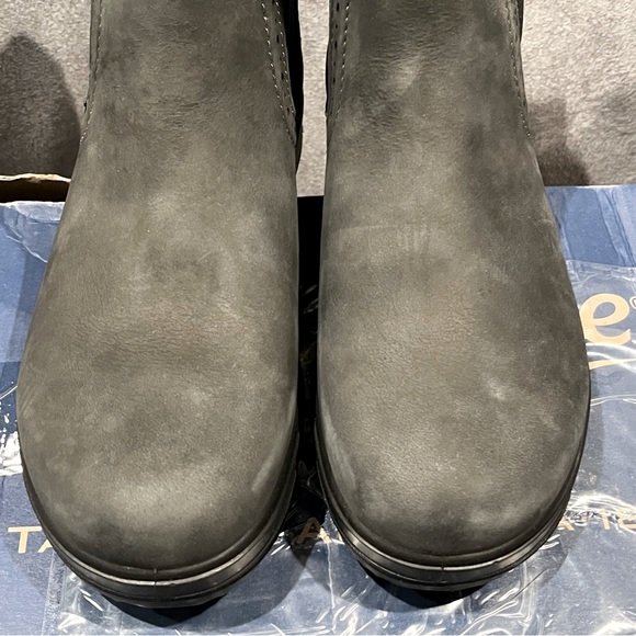 Blundstone Women’s High Top Boots Rustic Black Size 6.5 US - Picture 12 of 17